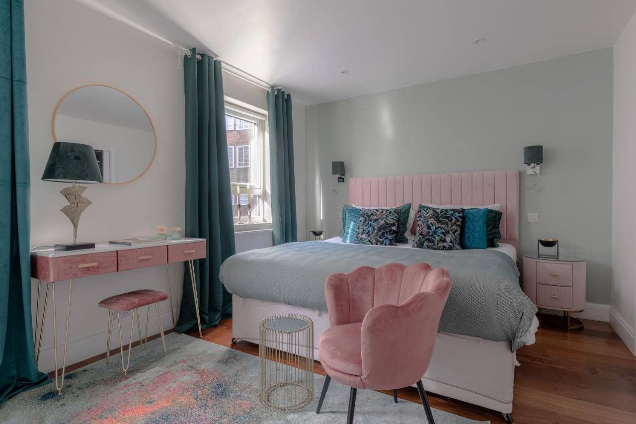 Notting Hill & Hyde Park Exclusive West-End Serene Designer Family Home 5Bed4Bath Londra Dış mekan fotoğraf