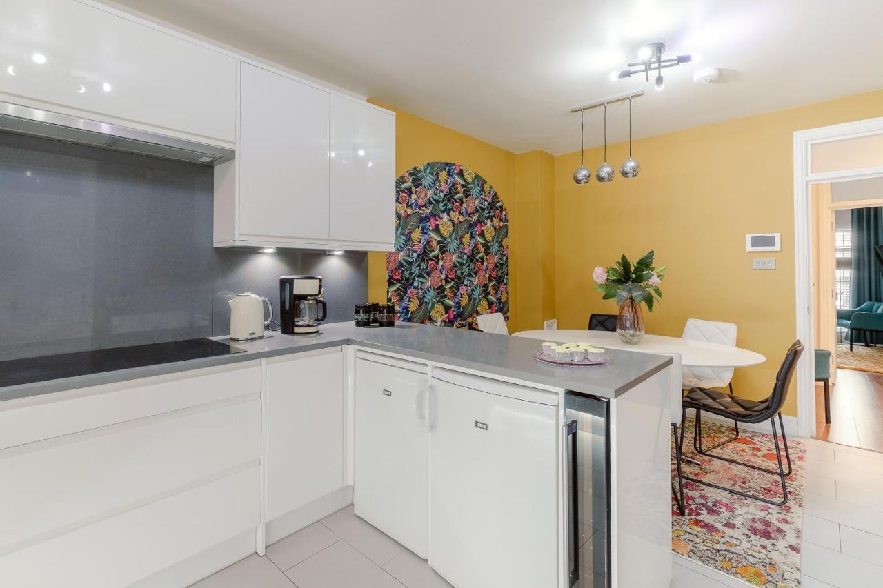 Notting Hill & Hyde Park Exclusive West-End Serene Designer Family Home 5Bed4Bath Londra Dış mekan fotoğraf